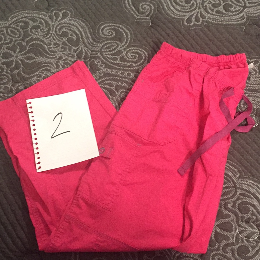 Scrub set